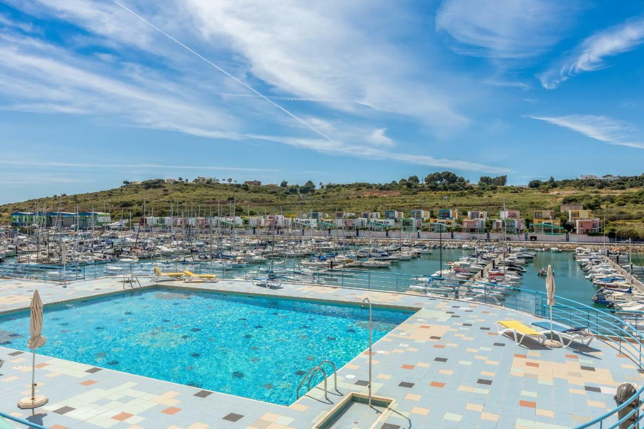 Marina View Apartment Албуфейра Экстерьер фото