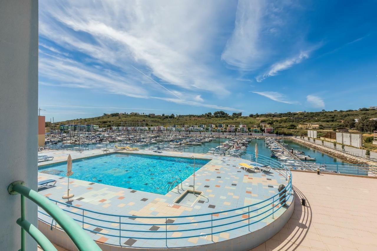 Marina View Apartment Албуфейра Экстерьер фото